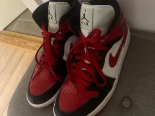 Air jordens 