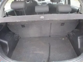 Toyota Yaris 1,3 VVT-i T1
