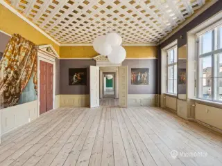 Lyst og inspirerende kontor med unikke detaljer