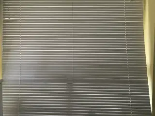 Metalpersienner 130 x 130 cm