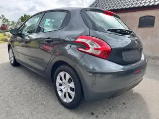 Peugeot 208 med nyere motor