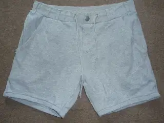 Tippy shorts