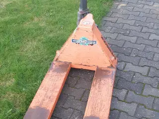 Palleløfter udlejes