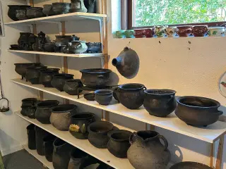 Samling af jydepotter