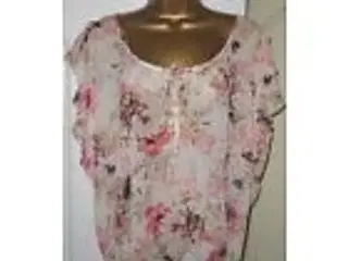 Tunika,blomstret chiffon,florlet top. str: 42/44