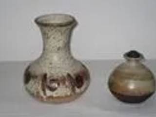 Vase og olielampe