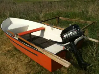 jolle med motor