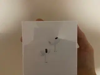Airpods pro gen 2 uåbnet