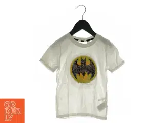 T shirt fra H&M (str. 110/116)