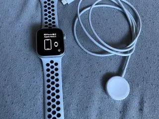 Apple Watch Nike 40mm. SE GPS