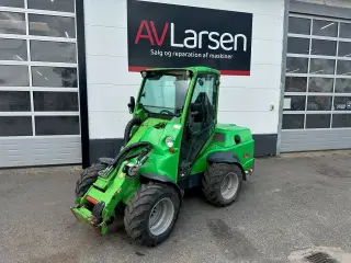 Avant 750 med Kabine og udstyr
