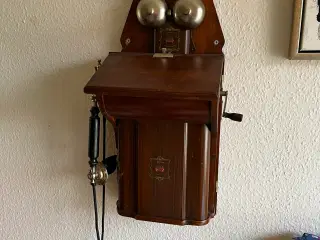 Telefon væg 