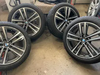 Originale BMW fælge med Pirelli vinterdæk ca 7 mm 