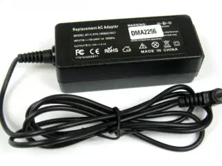 Asus 40W 19V 2.1A strømforsyning med 2.5mm x 0.7mm stik - Kompatibel
