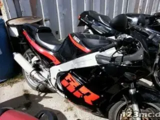 Yamaha FZR 1000