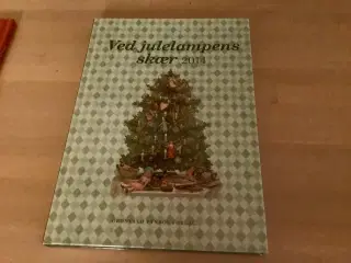 Ved julelampens skær 2014.