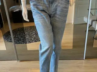 Guess jeans str 40