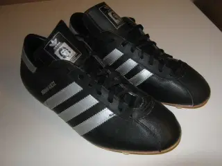 Fodboldstøvler, Adidas, str. 38