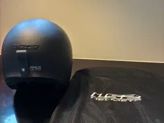 Styrthjelm 