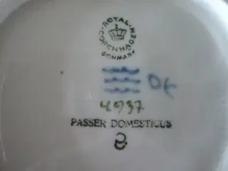  Royal Copenhagen. Platte med gråspurve No. 4937