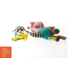 Sæt af babylegetøj med rangler (str. 16 cm)