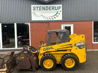 Gehl 3935 SKIDSTEER