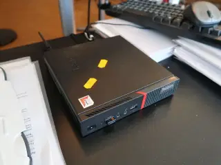 Computer LENOVO ThinkCentre M715q