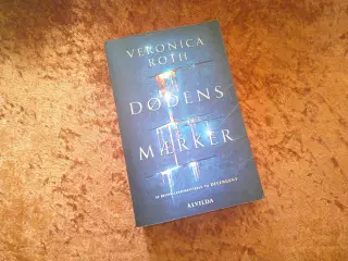 Dødens mærker, Veronica Roth