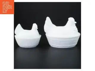 2 stk. Høns i kurv Opaline mælkeglas sæt (str. 14 x 11 x 11 cm og 10 x 7 komma 5 x 9 cm)