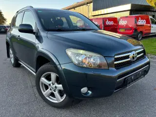 Toyota RAV4 2,2 D-CAT 177 4x4 Van