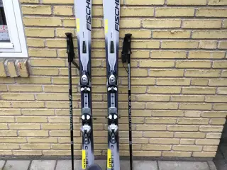 Carving ski + støvler + stave!