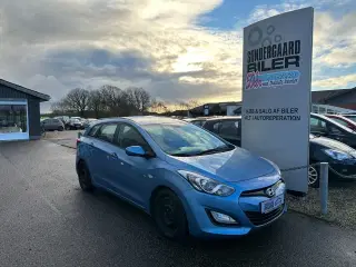 Hyundai i30 1,6 CRDi 110 XTR CW Eco