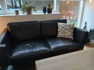 To personers Mogens Hansen sofa, sort læder.