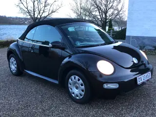 VW New Beetle 1,6 cabriolet 