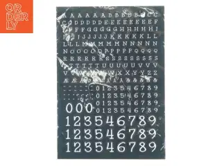 Ark med bogstaver og figurer (str. 30x22 cm)