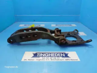 Massey Ferguson 690 Beslag 1862846M94