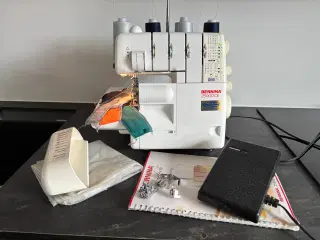  Bernina. 2500 DEC overlocker 