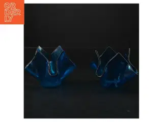 Blå glas lysestager (str. 8,5x9 cm)