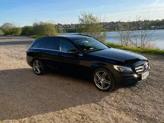 Mercedes-Benz 220 C st.car 2,2.cdi 9 gear 22,7 l 