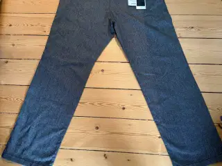 Nye Jack and Jones bukser, stadig med prismærke