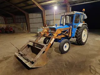 Ford 4000 med Chief frontlæsser 