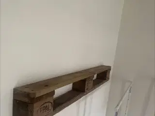 Rustikke palle hylder sælges