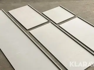 MDF plader grå gennemfarvet samlet parti