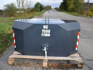 - - - 1500 kilo J-Maskiner