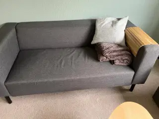 To personers sofa