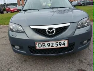 MAZDA 3 2,0 