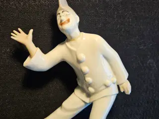 Defekt pjerrot. Hals knækket. Kan afhentes gratis