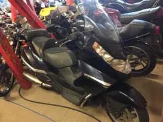 Aprilia Atlantic 500 Maxiscooter - "Gør-det-selv"