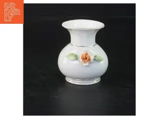 Porcelænsvase med blomsterdekoration (str. 7 cm)