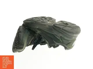 Sorte sneakers fra Adidas (str. 38,5)